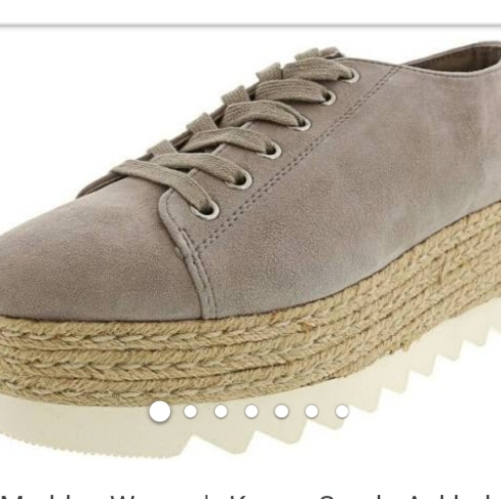 Brand New Steve Madden Karma platform sneakers